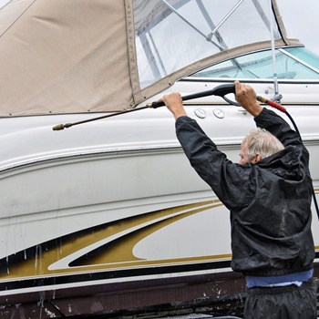 How To Pressure Clean a Boat - Hull, Motor, Deck and Trailer